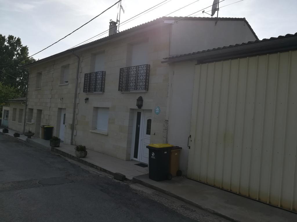 Gite Du Vignoble Sidky Lussac  Exterior foto